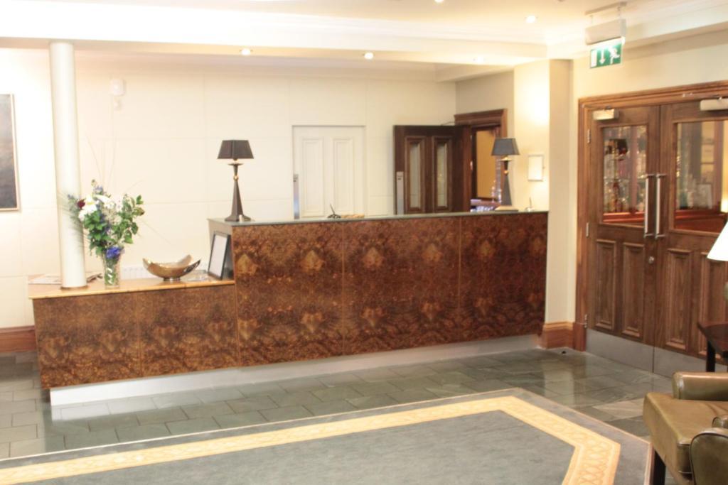 Vaughan Lodge Hotel Лехінч Екстер'єр фото