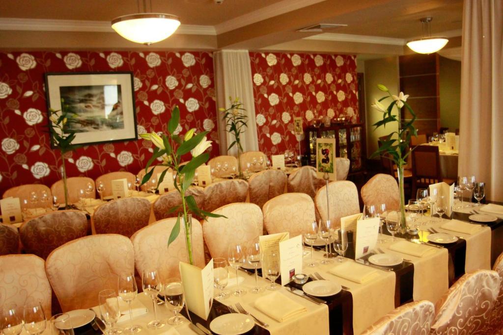 Vaughan Lodge Hotel Лехінч Екстер'єр фото